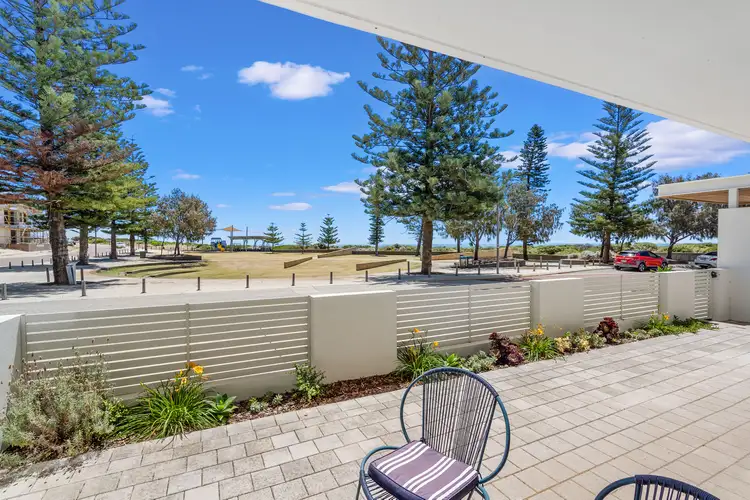6/150 Boardwalk Boulevard, Halls Head WA 6210