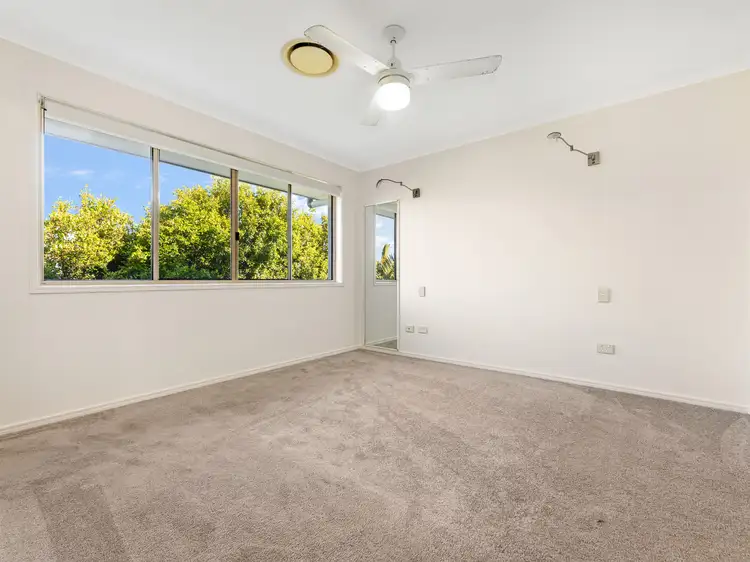Sixth view of Homely unit listing, 2/9 Watson Street, Pialba QLD 4655