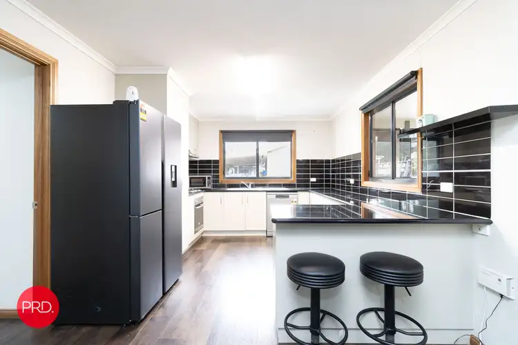 28 Foxlow Street, Captains Flat NSW 2623