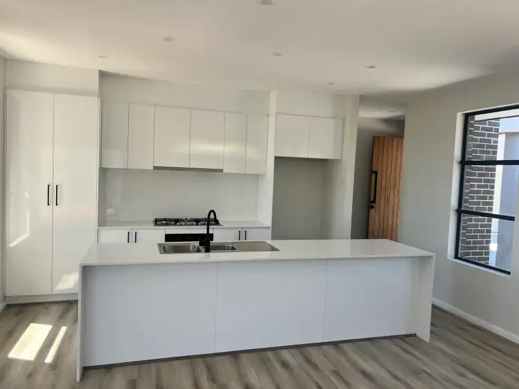 15 Ringwood Road