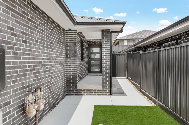 7a Bradninch Crescent, Wilton NSW 2571