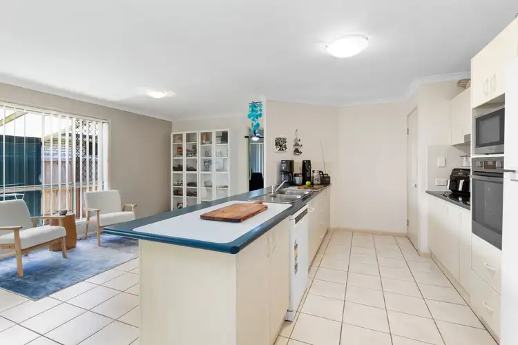 Sixth view of Homely house listing, 7 Vine Court, Kippa-Ring QLD 4021
