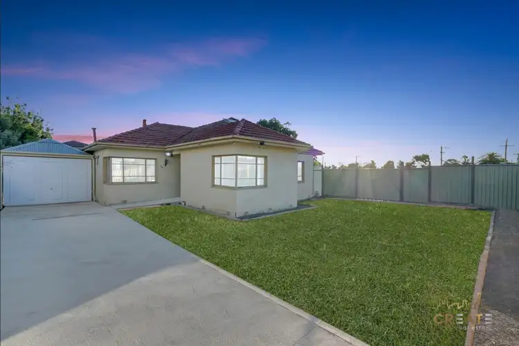 33 Cranbourne Avenue