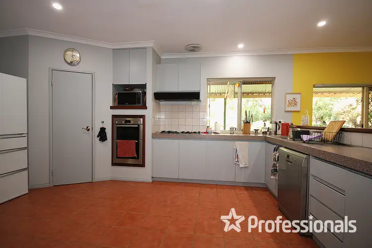 Sixth view of Homely house listing, 2 Mizzen Place, Leschenault WA 6233