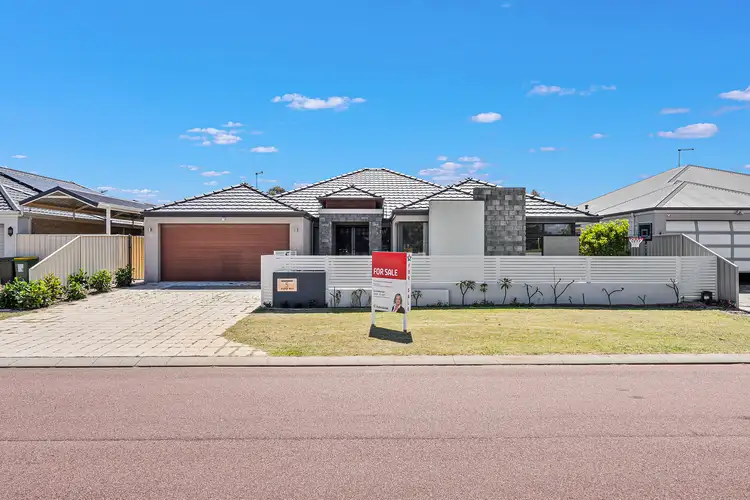 5 Jasper Way, Lakelands WA 6180
