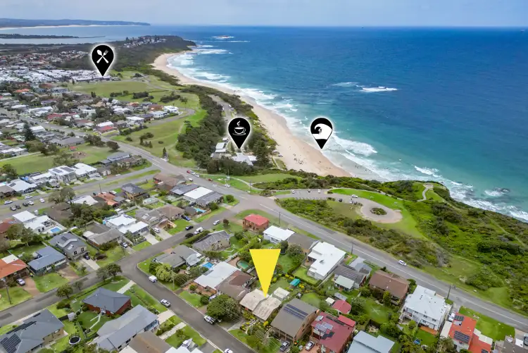 7 Barellan Street, Caves Beach NSW 2281