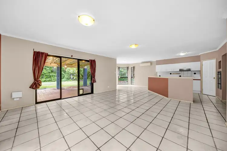 Sixth view of Homely house listing, 6-8 Bahrview Drive, Bahrs Scrub QLD 4207