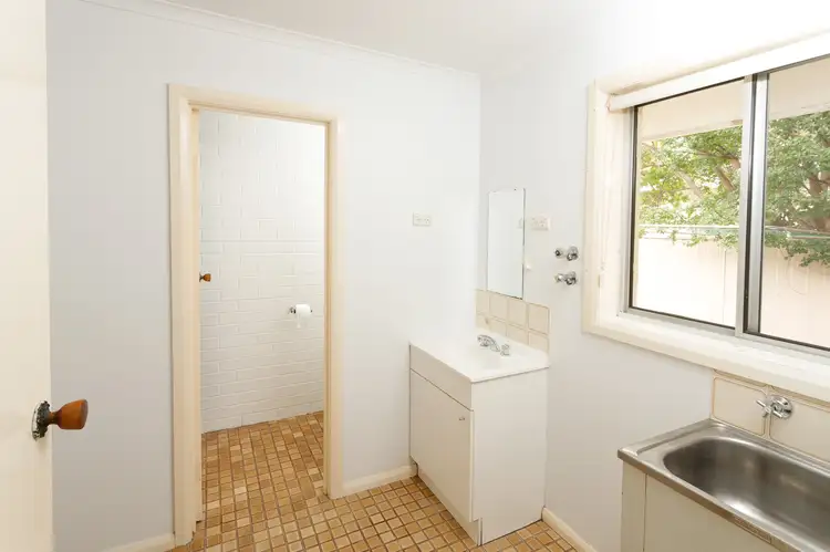 Fifth view of Homely flat listing, 8/7 Hughes Street, Tatura VIC 3616