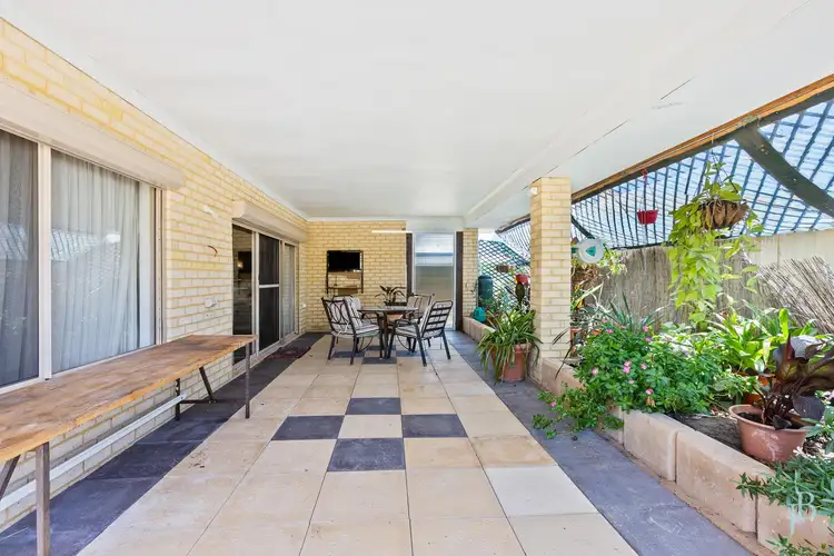 Sixth view of Homely house listing, 10 Yoondarn Elbow, Wattle Grove WA 6107