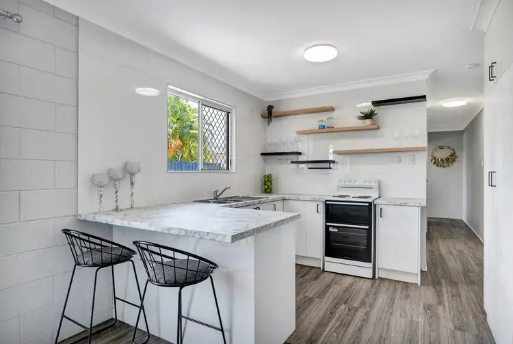 6 Robbins Court, Wulguru QLD 4811