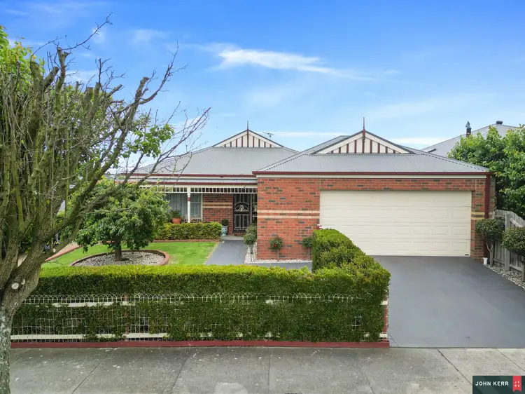 73 Watsons Road, Moe VIC 3825