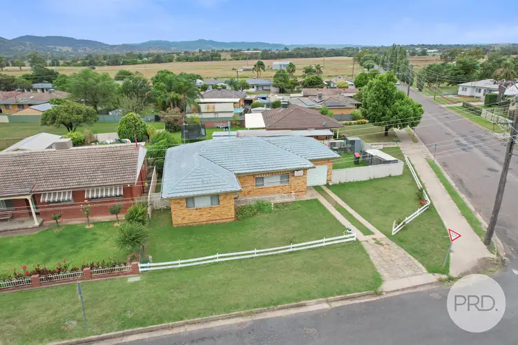Second view of Homely house listing, 3 Calala Lane, Tamworth NSW 2340