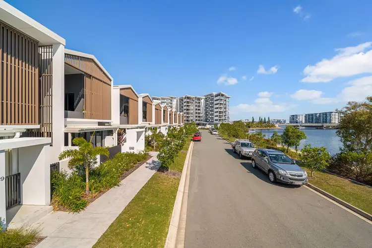 Main view of Homely unit listing, 18/2 Mantra Esplanade, Birtinya QLD 4575