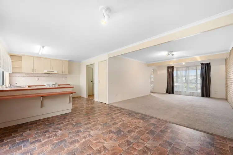 Sixth view of Homely unit listing, 2/4B Glegg Street, West Gladstone QLD 4680