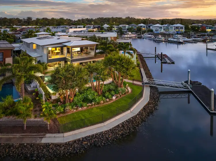 Second view of Homely house listing, 39 Quayside Drive, Helensvale QLD 4212