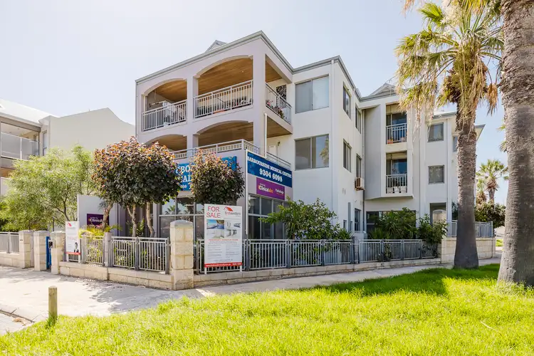 2/1 Boston Quays, Mindarie WA 6030
