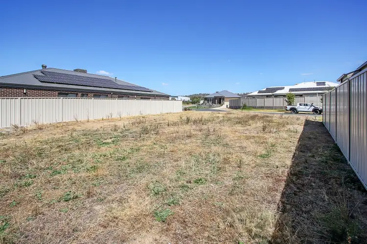 2 Dover Court, West Wodonga VIC 3690