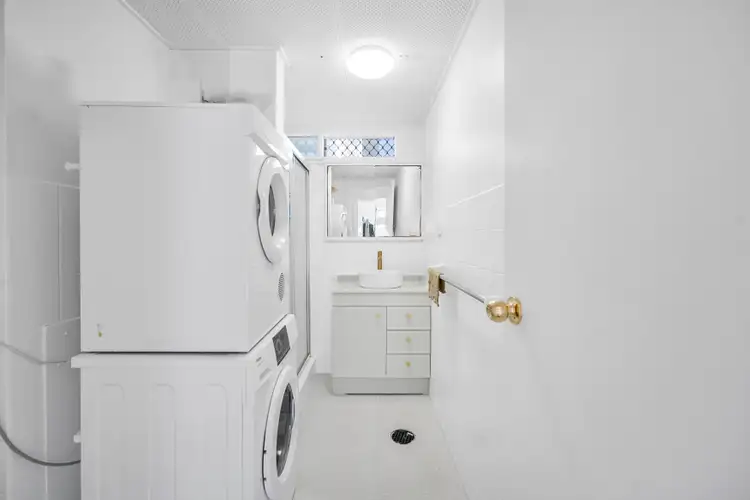 Sixth view of Homely unit listing, 2/10 Monaco Street, Surfers Paradise QLD 4217