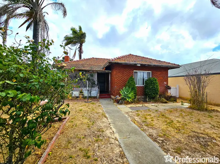Seventh view of Homely house listing, 18 Lever Place, Willagee WA 6156