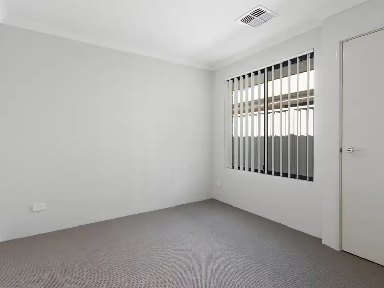 Fifth view of Homely house listing, 16 Braeburn Loop, Wattle Grove WA 6107