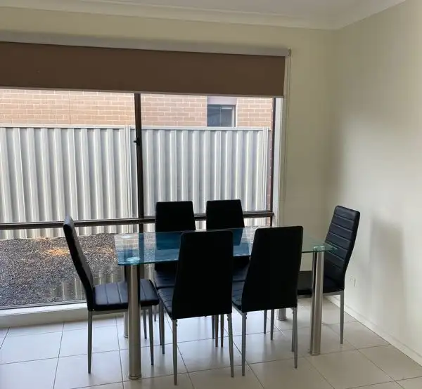 Fourth view of Homely house listing, 5 Wagner Close, Cranbourne East VIC 3977