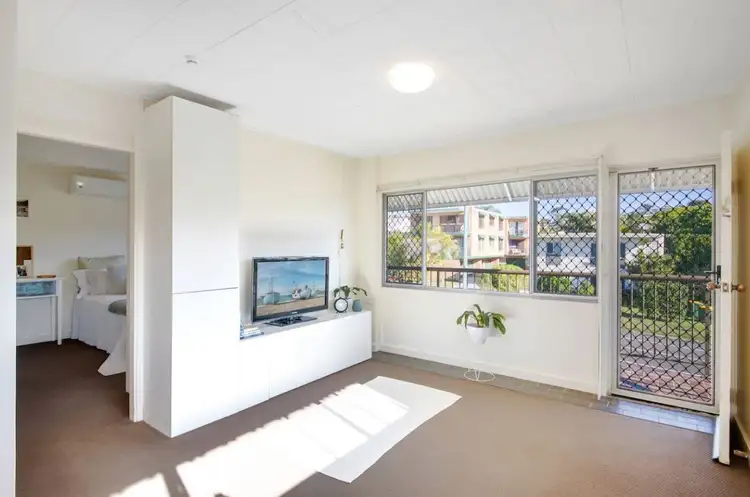 8/60 Edward Street, Alexandra Headland QLD 4572