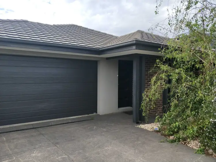 13 Decourcy Way
