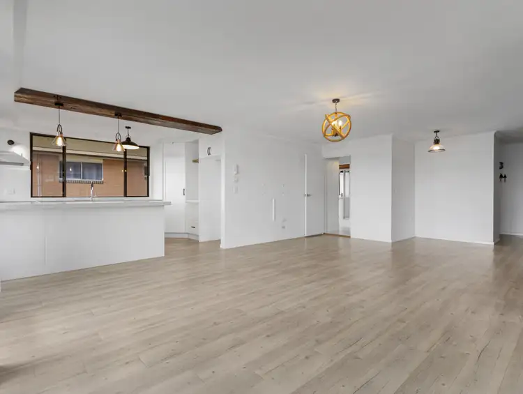 Fourth view of Homely unit listing, 3/242 Esplanade, Pialba QLD 4655