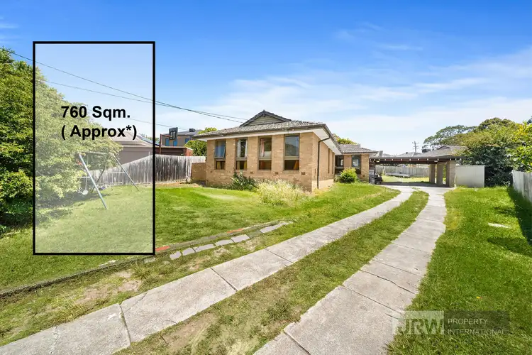 8 Henderson Court, Glen Waverley VIC 3150