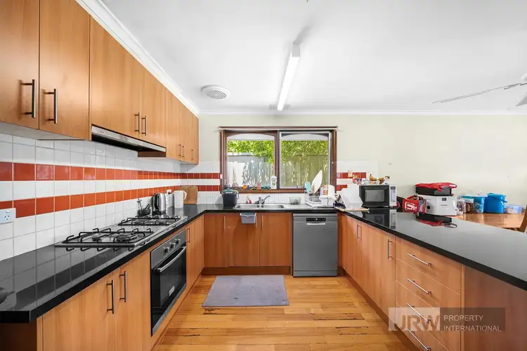 Sixth view of Homely house listing, 8 Henderson Court, Glen Waverley VIC 3150