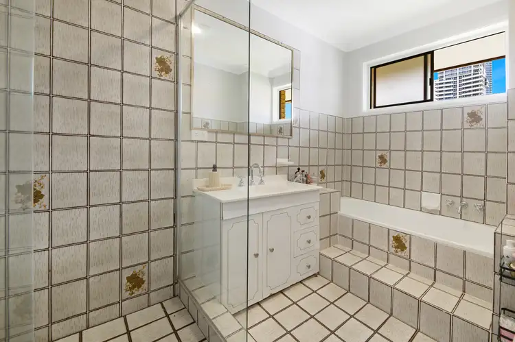 Sixth view of Homely apartment listing, 8/10 Elizabeth Avenue, Broadbeach QLD 4218