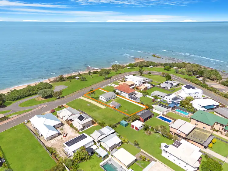 87 Esplanade, Point Vernon QLD 4655