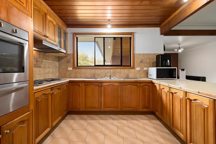 Fifth view of Homely house listing, 4 Silverton Drive, Ferntree Gully VIC 3156