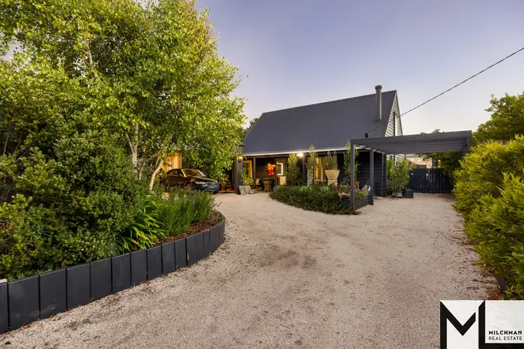 377 Sandy Road, St Andrews Beach VIC 3941