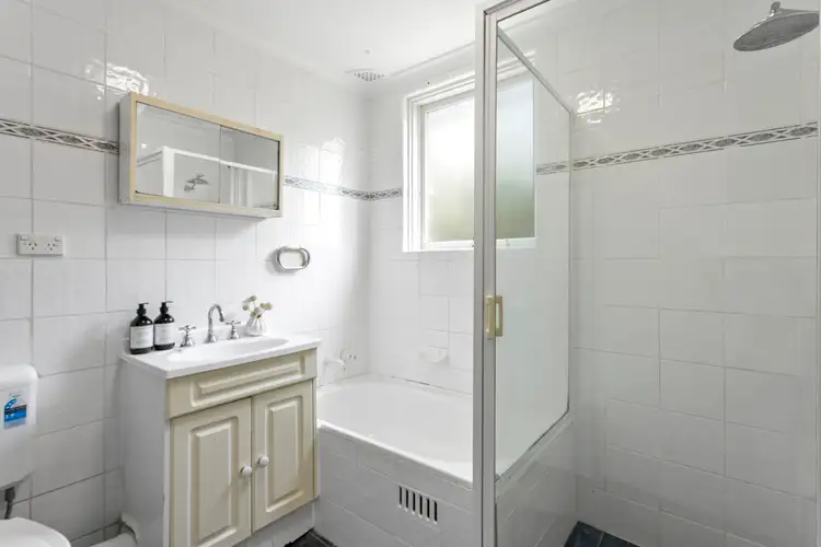 Sixth view of Homely apartment listing, 2/1351 Pittwater Road, Narrabeen NSW 2101