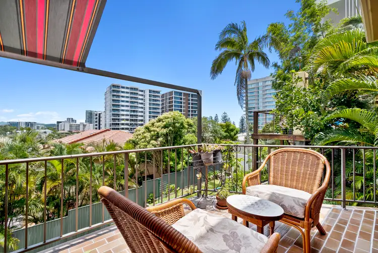 Main view of Homely unit listing, 4/17 Rutledge Street, Coolangatta QLD 4225