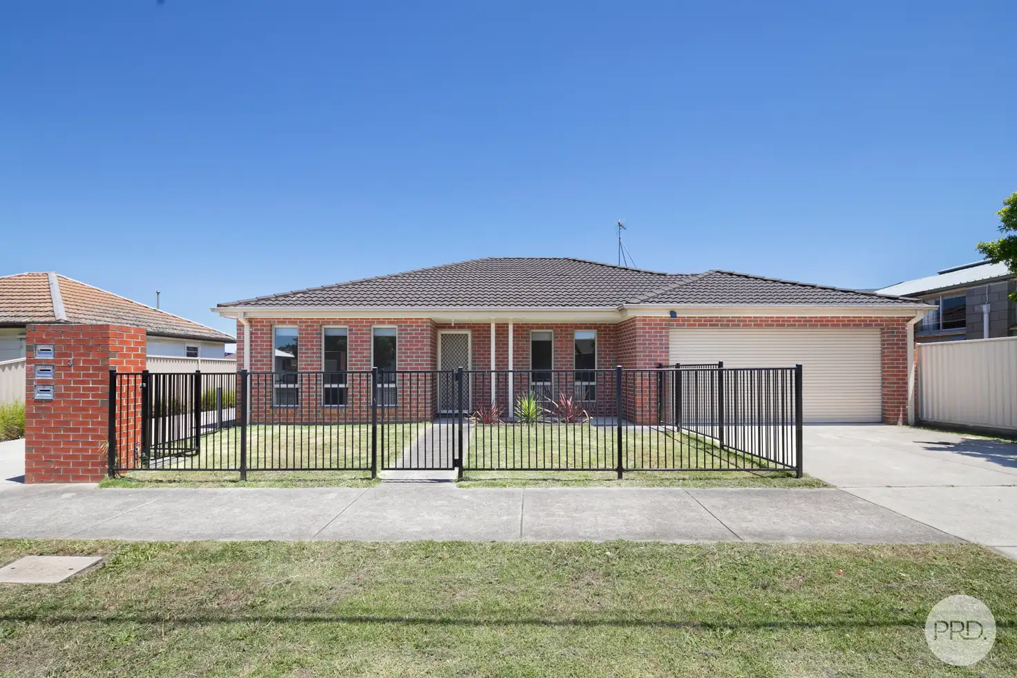 Main view of Homely townhouse listing, 1/30 Orion Street, Sebastopol VIC 3356