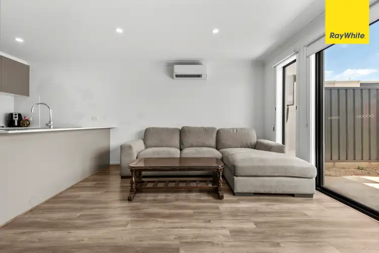 Fourth view of Homely townhouse listing, 8 Odsal Walk, Strathtulloh VIC 3338
