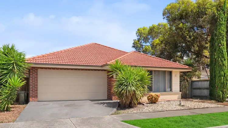 Second view of Homely house listing, 14 Alimia Rise, Lalor VIC 3075