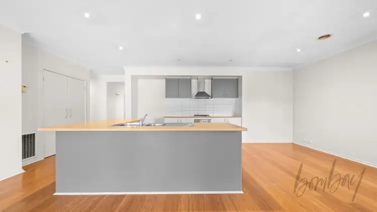 Fifth view of Homely house listing, 14 Alimia Rise, Lalor VIC 3075