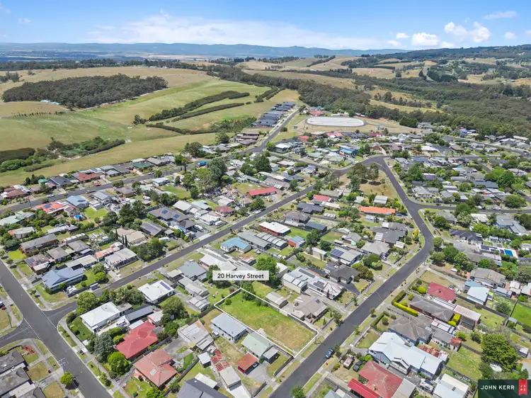 20 Harvey Street, Newborough VIC 3825