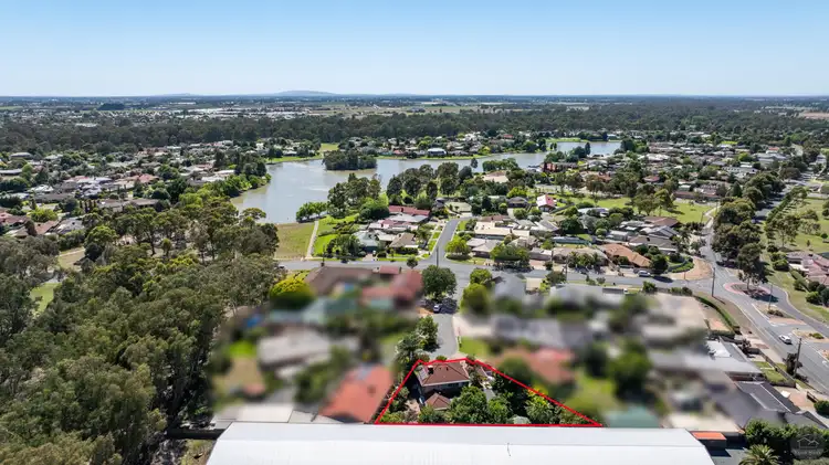 Second view of Homely house listing, 4 Green Court, Kialla VIC 3631