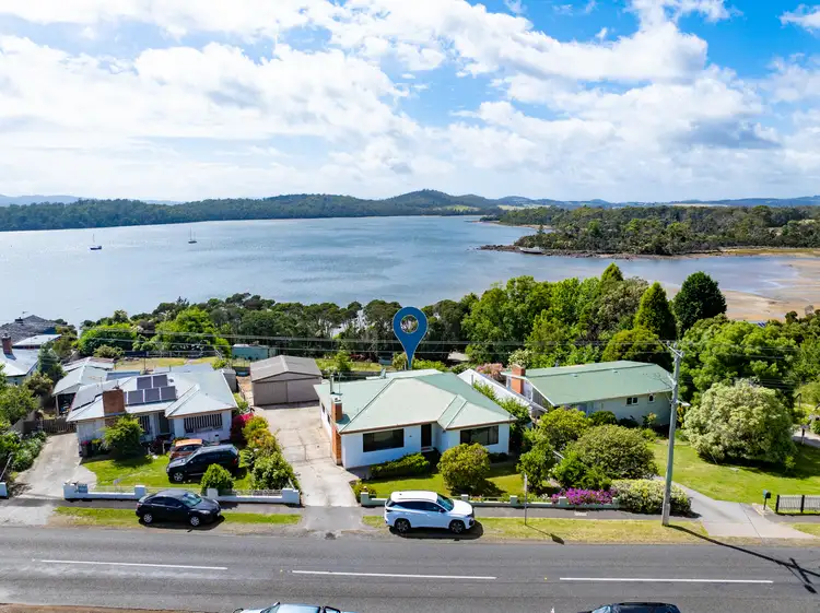 36 Flinders Street, Beauty Point TAS 7270