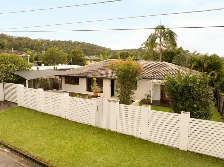 Main view of Homely house listing, 19 Raquel Avenue, Springwood QLD 4127