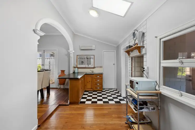 Fifth view of Homely house listing, 1/8 Roberts Street, Bayswater WA 6053