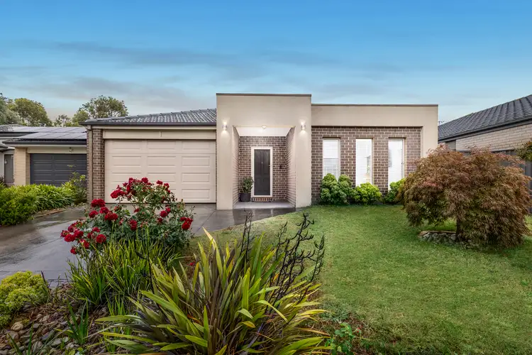 Second view of Homely house listing, 3 Sagan Drive, Cranbourne North VIC 3977