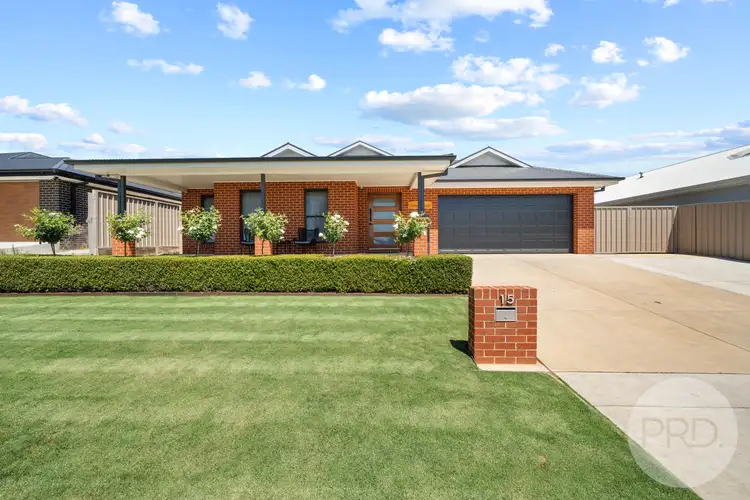 15 Gasnier Loop, Boorooma NSW 2650
