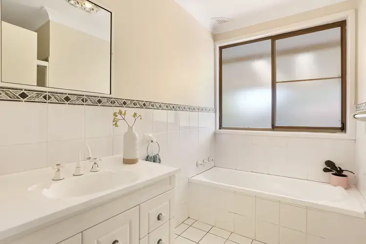 Fifth view of Homely house listing, 22 Huntley Road, Avondale NSW 2530