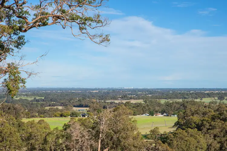 63 Livingstone Heights, Roelands WA 6226