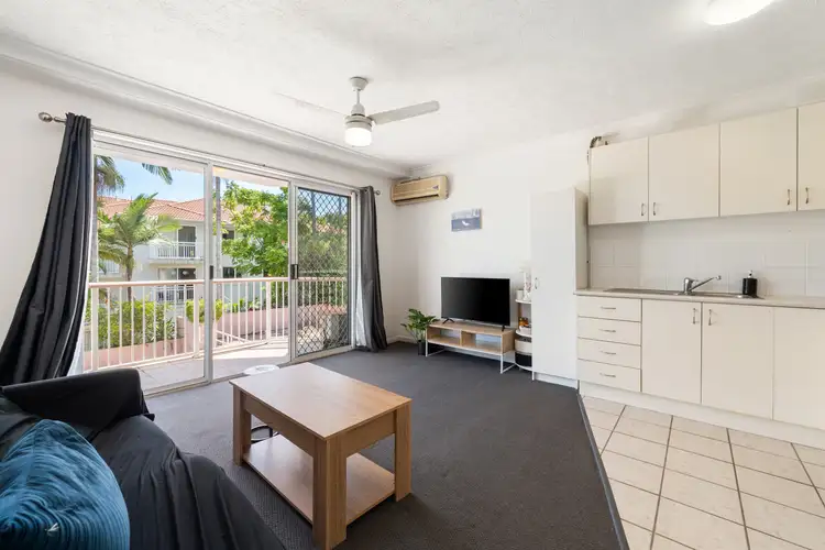 5-9 Lloyd Street